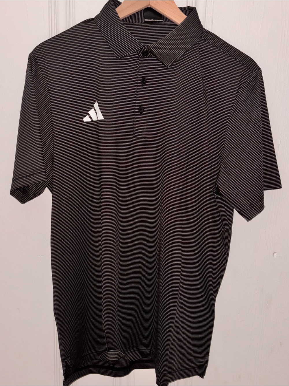 NWT Adidas men’s medium black thin white stripes short sleeve performance polo